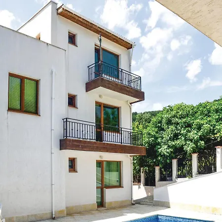 Two-bedroom In *
