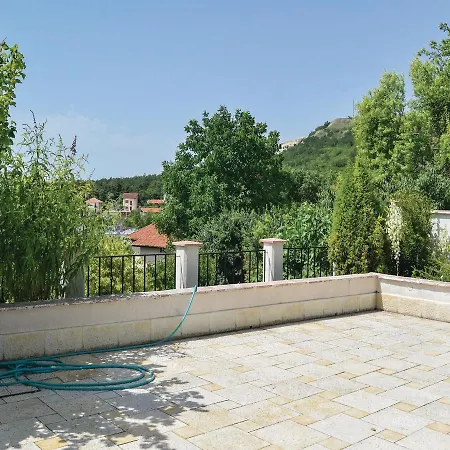 Two-bedroom In Balcsik